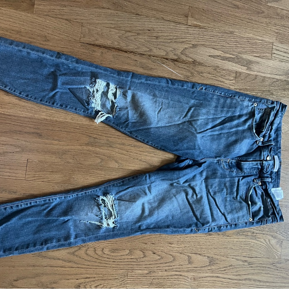 Good American Good Legs Crop Distressed Knees Skinny